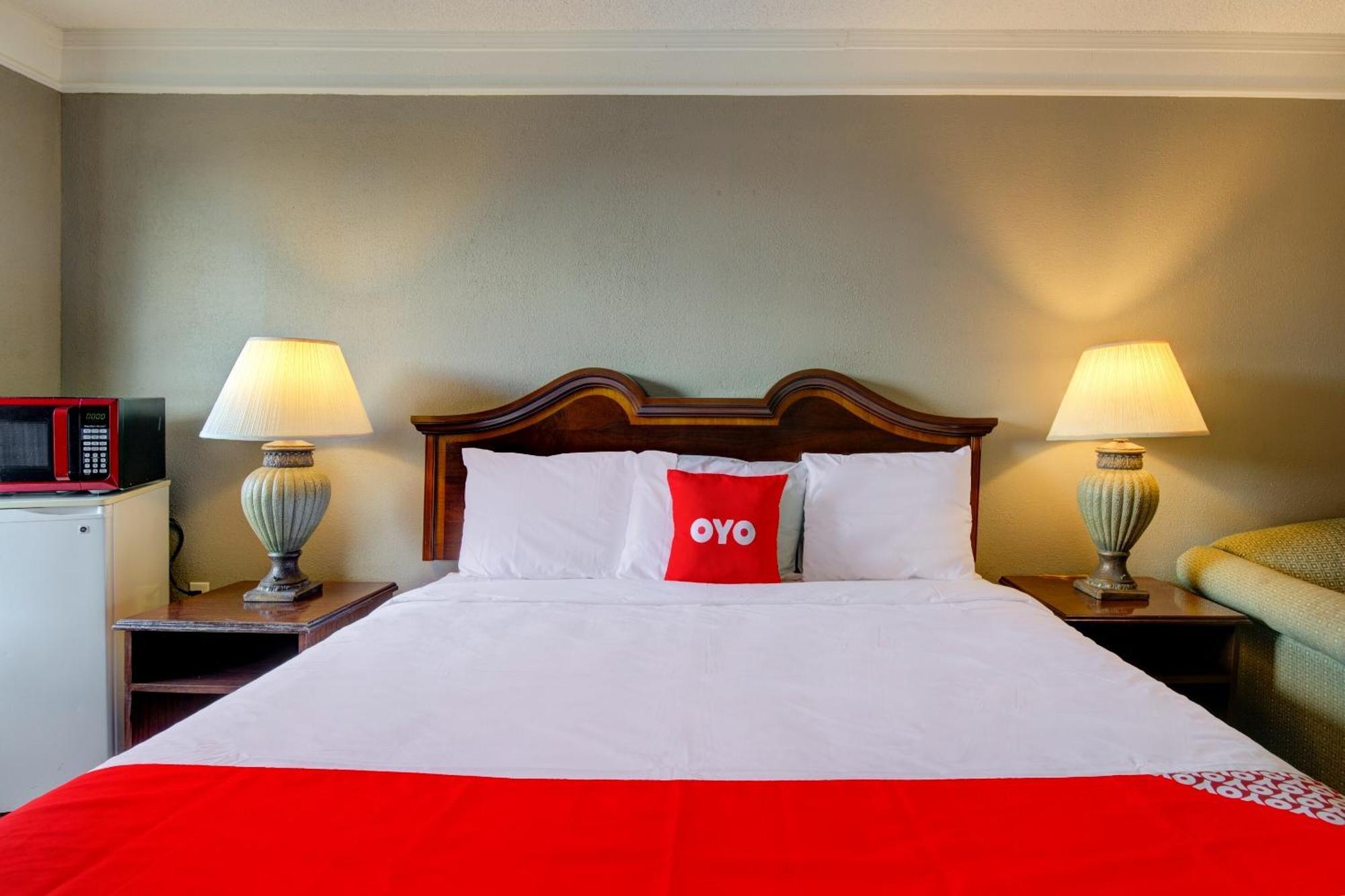 Oyo Hotel Douglas Ga Us-441 Buitenkant foto