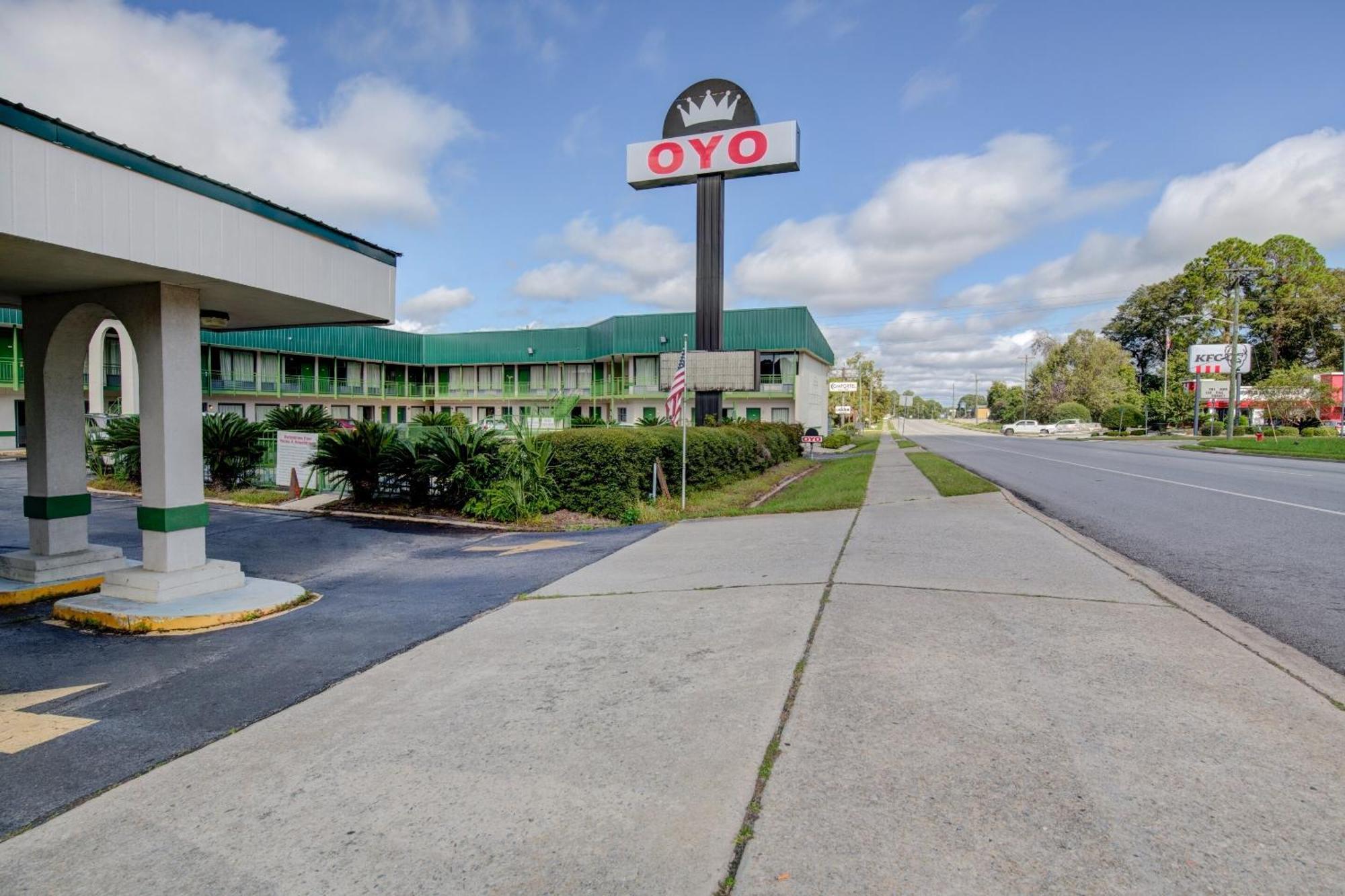 Oyo Hotel Douglas Ga Us-441 Buitenkant foto