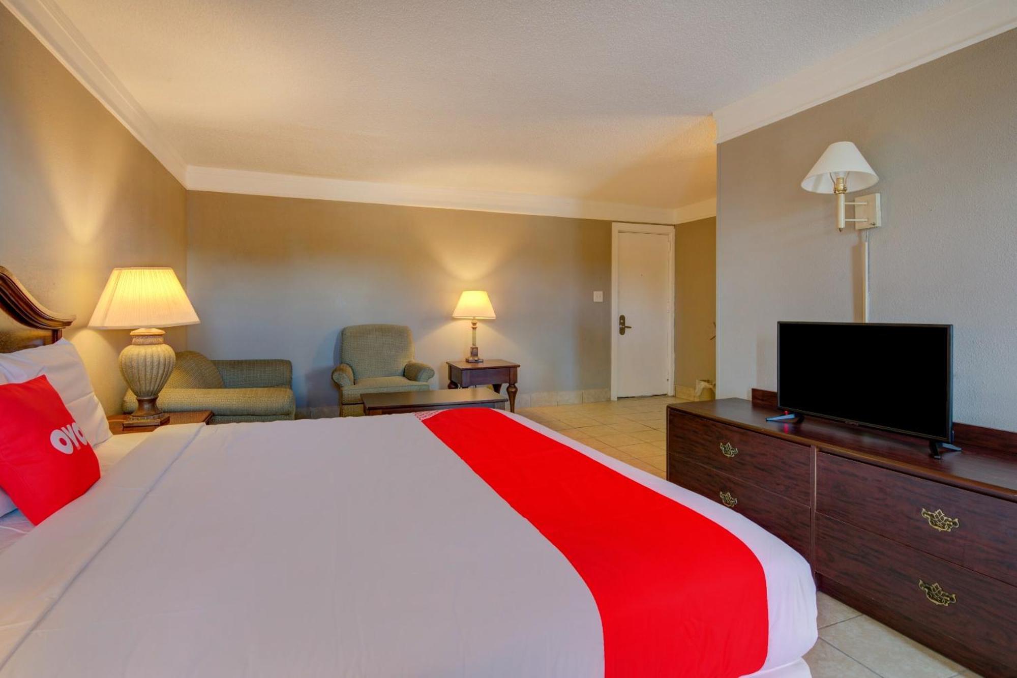Oyo Hotel Douglas Ga Us-441 Buitenkant foto